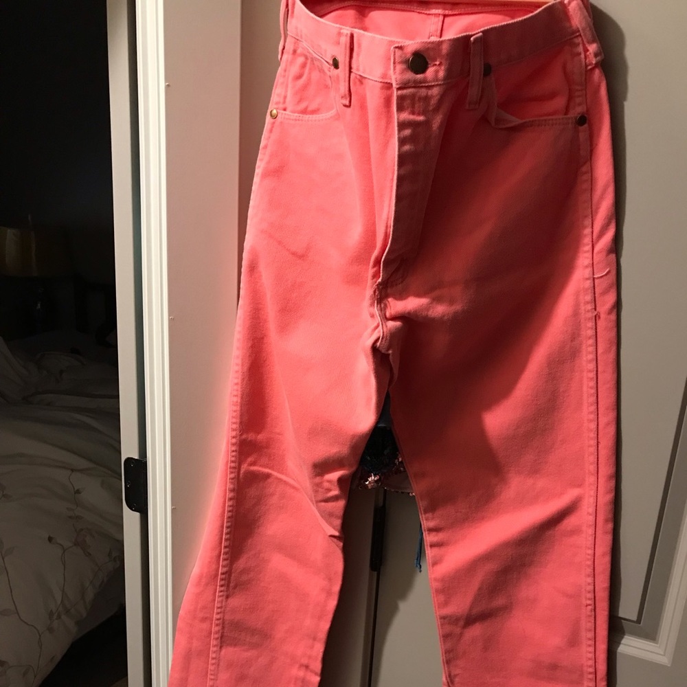 Wranglers Women’s Slim Fit Cowboy Cut Jeans